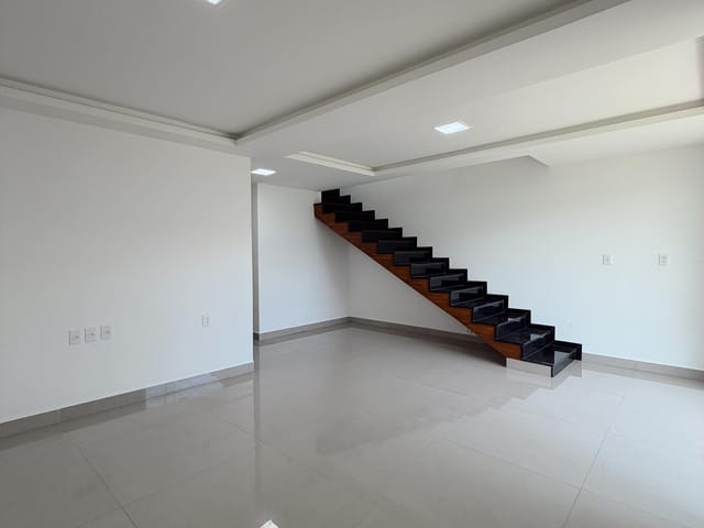 Casa 4 quartos e 3 banheiros, à venda, no bairro Enseada de Jacaraípe em Serra