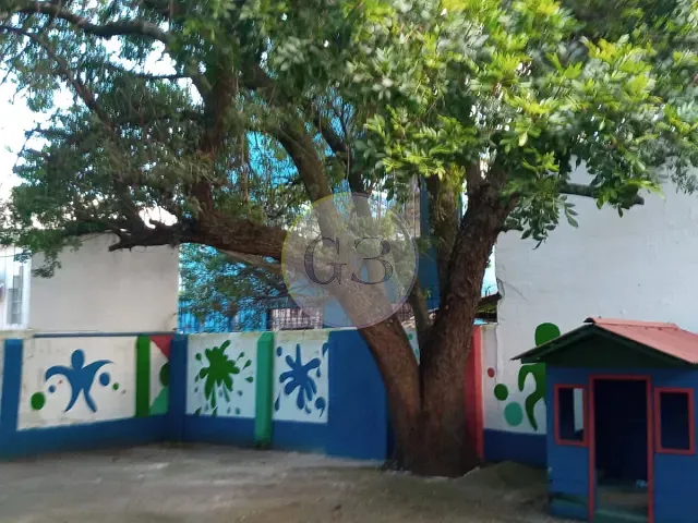 Casa com 414m² 3 quartos e 2 banheiros, à venda ou para alugar, no bairro Centro em Pelotas