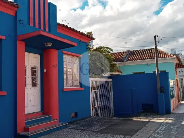 Casa com 414m² 3 quartos e 2 banheiros, à venda ou para alugar, no bairro Centro em Pelotas