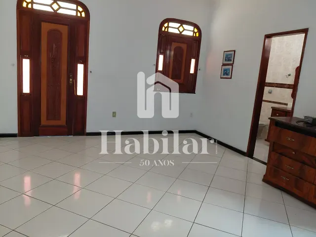 Casa 4 quartos e 4 banheiros, à venda, no bairro Farolândia em Aracaju