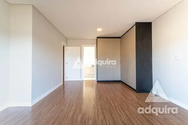 Casa, 3 quartos, 242 m² - Foto 9