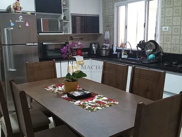 Casa 2 quartos e 1 banheiro, à venda, no bairro Vila Rica em Jundiaí