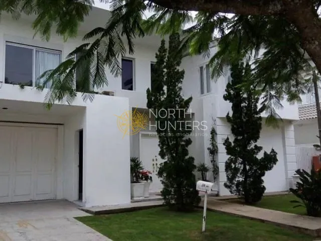 Casa com 450m² 5 quartos e 4 banheiros, para alugar, no bairro Jurerê Internacional em Florianópolis