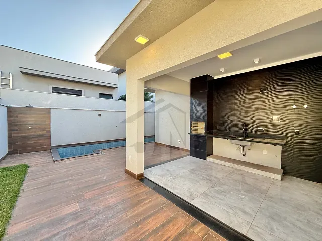 Casa com 300m² 3 quartos e 5 banheiros, à venda, no bairro Portal da Mata em Ribeirão Preto
