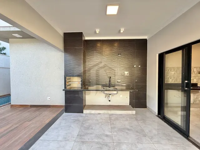 Casa com 300m² 3 quartos e 5 banheiros, à venda, no bairro Portal da Mata em Ribeirão Preto