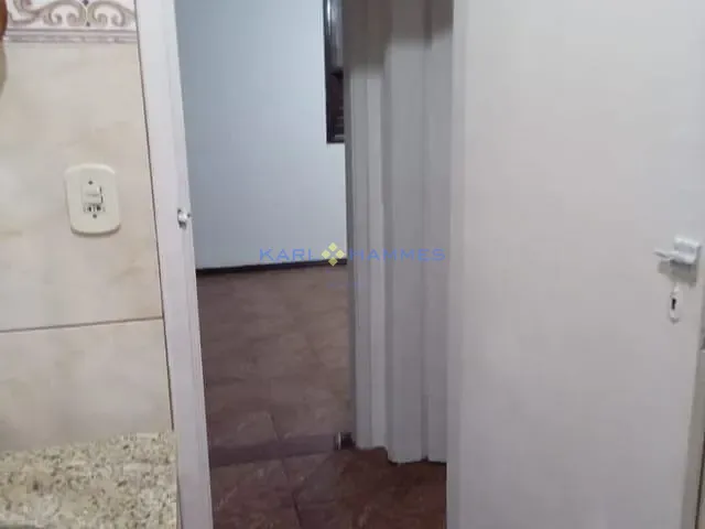 Casa 2 quartos e 2 banheiros, à venda, no bairro esperança em Petrópolis