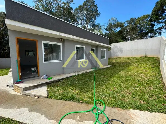 Casa com 205m² 3 quartos e 1 banheiro, à venda, no bairro Arruda em Colombo