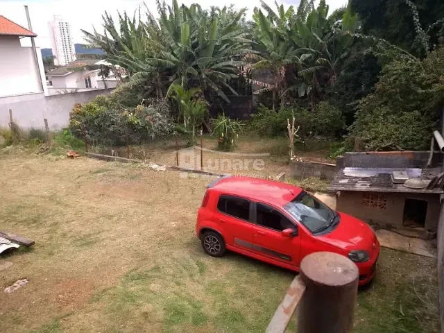 Casa com 960m² 3 quartos e 3 banheiros, à venda, no bairro Alto Ipiranga em Mogi das Cruzes