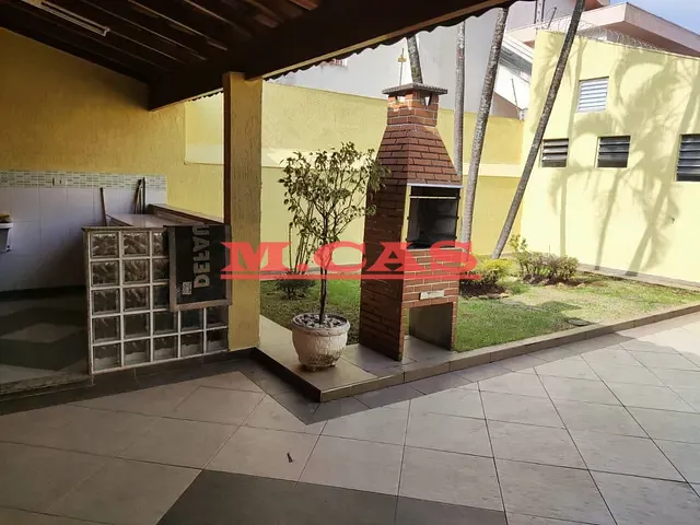 Casa com 271m² 3 quartos e 1 banheiro, à venda, no bairro Vila Regente Feijó em São Paulo