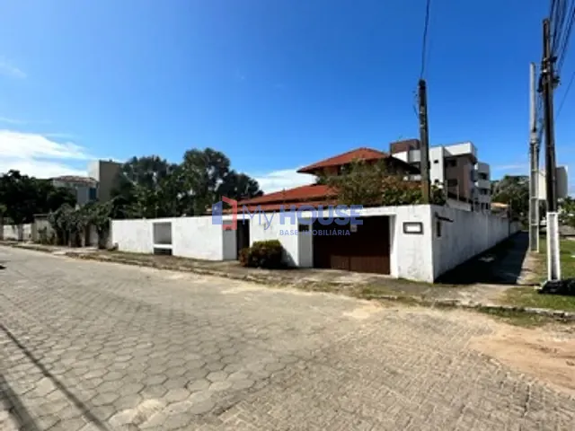 Casa 4 quartos e 4 banheiros, à venda, no bairro Jardim Atlântico em Ilhéus