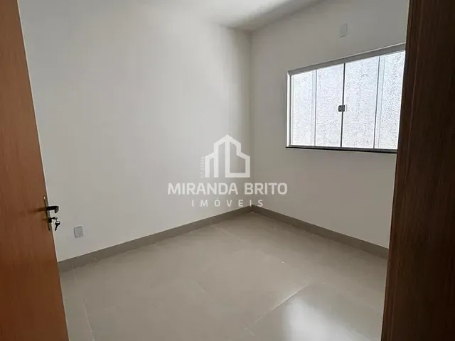 Casa 3 quartos e 2 banheiros, à venda, no bairro Setor Central em Aparecida de Goiânia