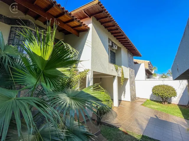Casa com 250m² 3 quartos e 3 banheiros, à venda, no bairro Araxá em Londrina