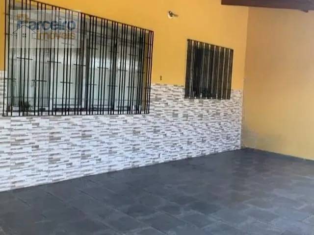 Casa com 220m² 3 quartos e 2 banheiros, à venda, no bairro Jardim Tietê em São Paulo