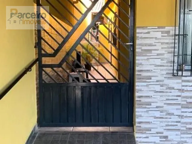 Casa com 220m² 3 quartos e 2 banheiros, à venda, no bairro Jardim Tietê em São Paulo
