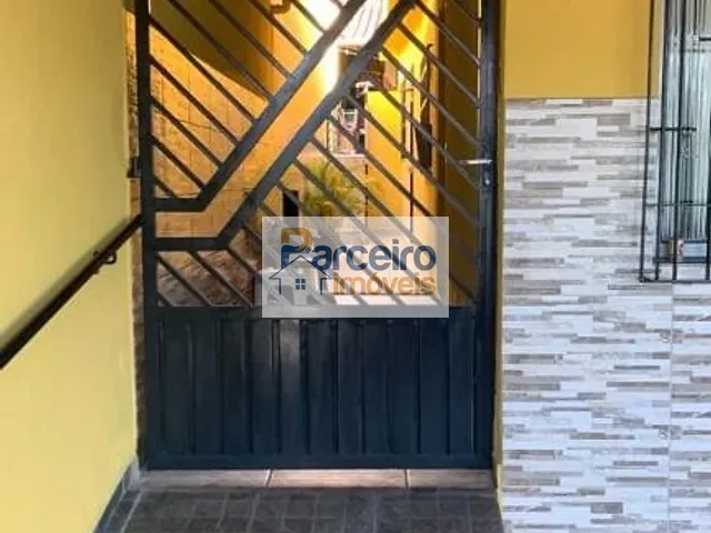 Casa com 220m² 3 quartos e 2 banheiros, à venda, no bairro Jardim Tietê em São Paulo