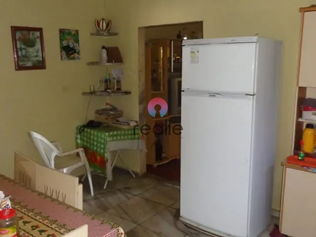 Casa à venda, no bairro Serrano em Belo Horizonte
