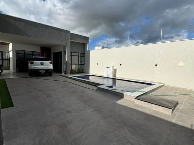 Casa com 300m² 3 quartos e 4 banheiros, à venda, no bairro Verdes Campos em Arapiraca