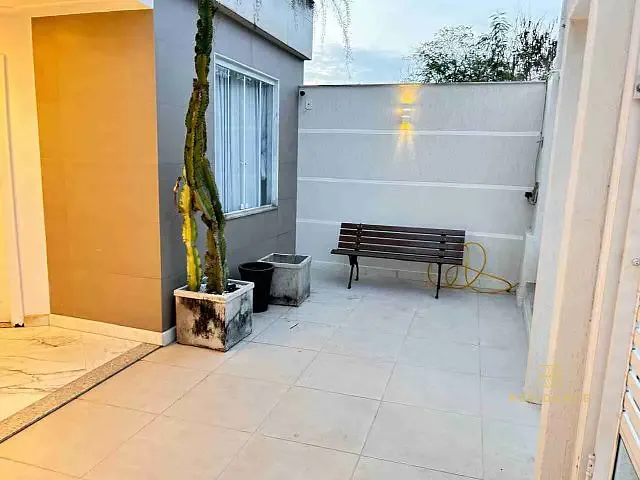 Casa 3 quartos e 4 banheiros, à venda, no bairro Santa Rosa  em Barra Mansa