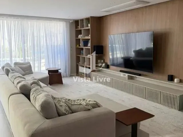 Casa com 340m² 4 quartos e 5 banheiros, à venda, no bairro Alphaville em Santana de Parnaíba