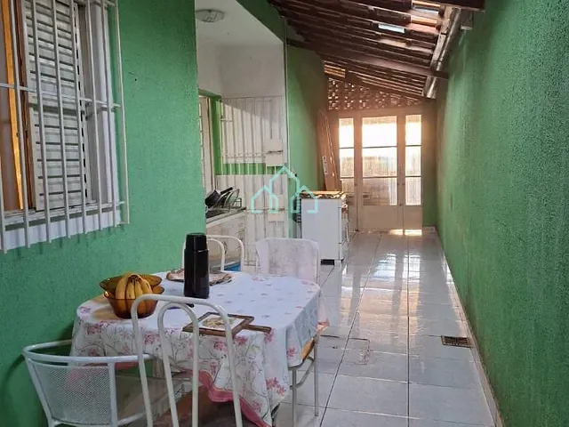 Casa com 250m² 3 quartos e 2 banheiros, à venda, no bairro São Gonçalo em Taubaté