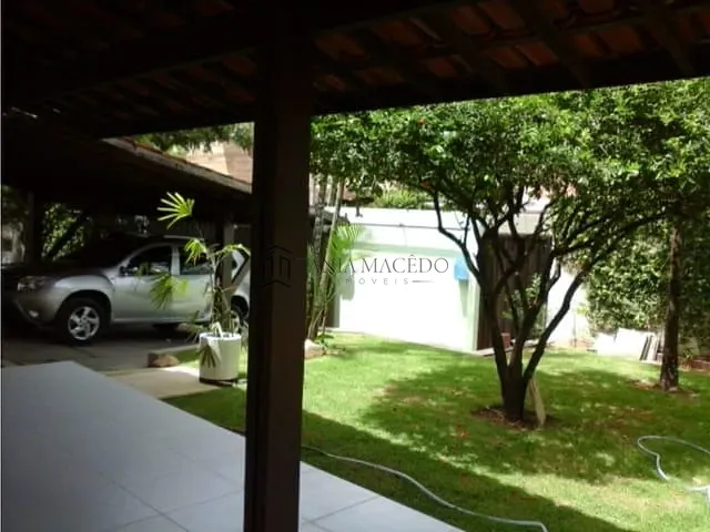 Casa com 400m² 5 quartos e 4 banheiros, à venda, no bairro Poço em Recife