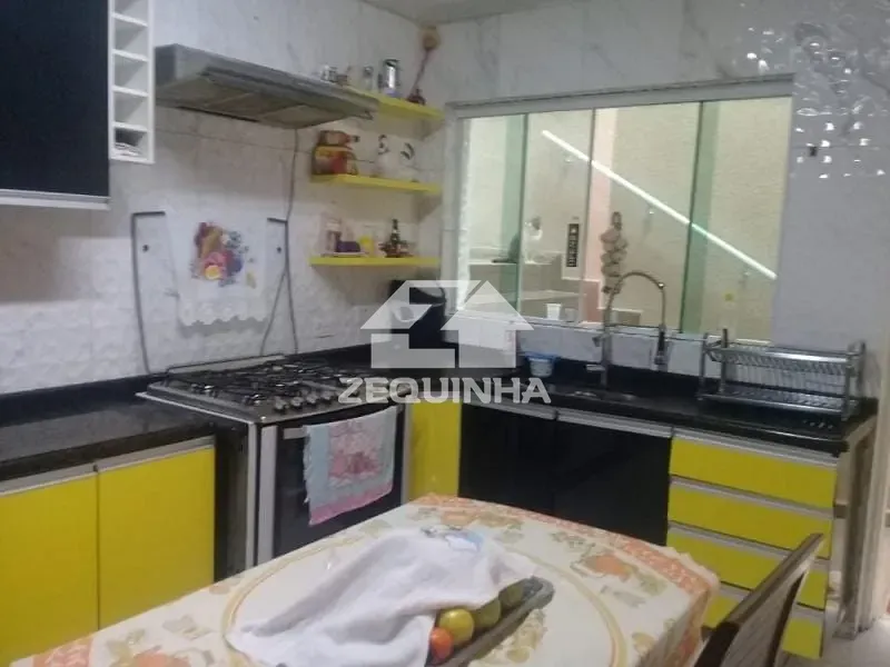 Casa, 3 quartos, 191 m² - Foto 3