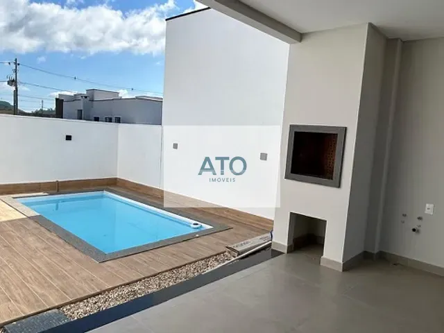 Casa com 273m² 3 quartos e 1 banheiro, à venda, no bairro Areias em Tijucas