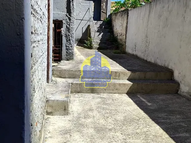 Casa com 70m² 2 quartos e 1 banheiro, à venda, no bairro Umuarama em Osasco