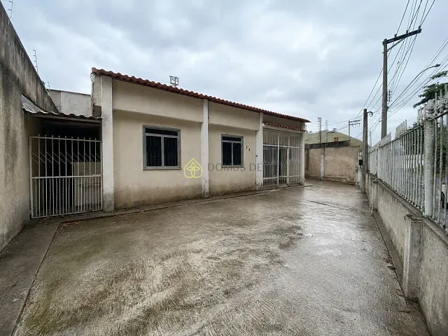 Casa com 190m² 3 quartos e 1 banheiro, à venda, no bairro Ponte Alta em Volta Redonda