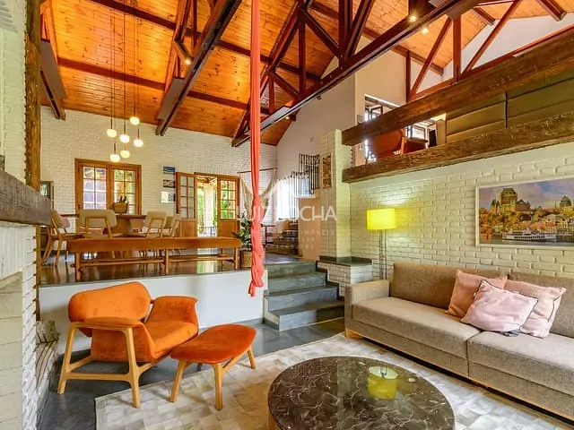 Casa com 1492m² 4 quartos e 7 banheiros, à venda, no bairro Chácara São João em Carapicuíba