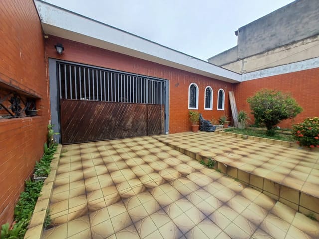 Casa com 230m² 3 quartos e 2 banheiros, à venda, no bairro Vila Olinda em São Paulo