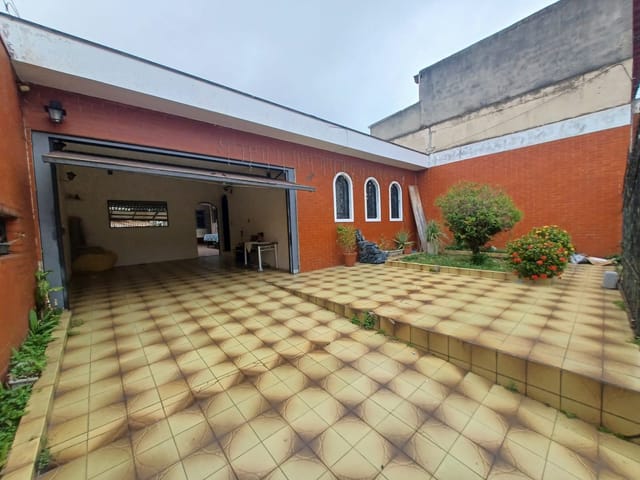 Casa com 230m² 3 quartos e 2 banheiros, à venda, no bairro Vila Olinda em São Paulo