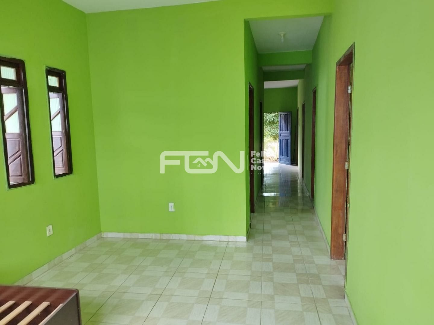 Casa à venda com 5 quartos, 10m² - Foto 8