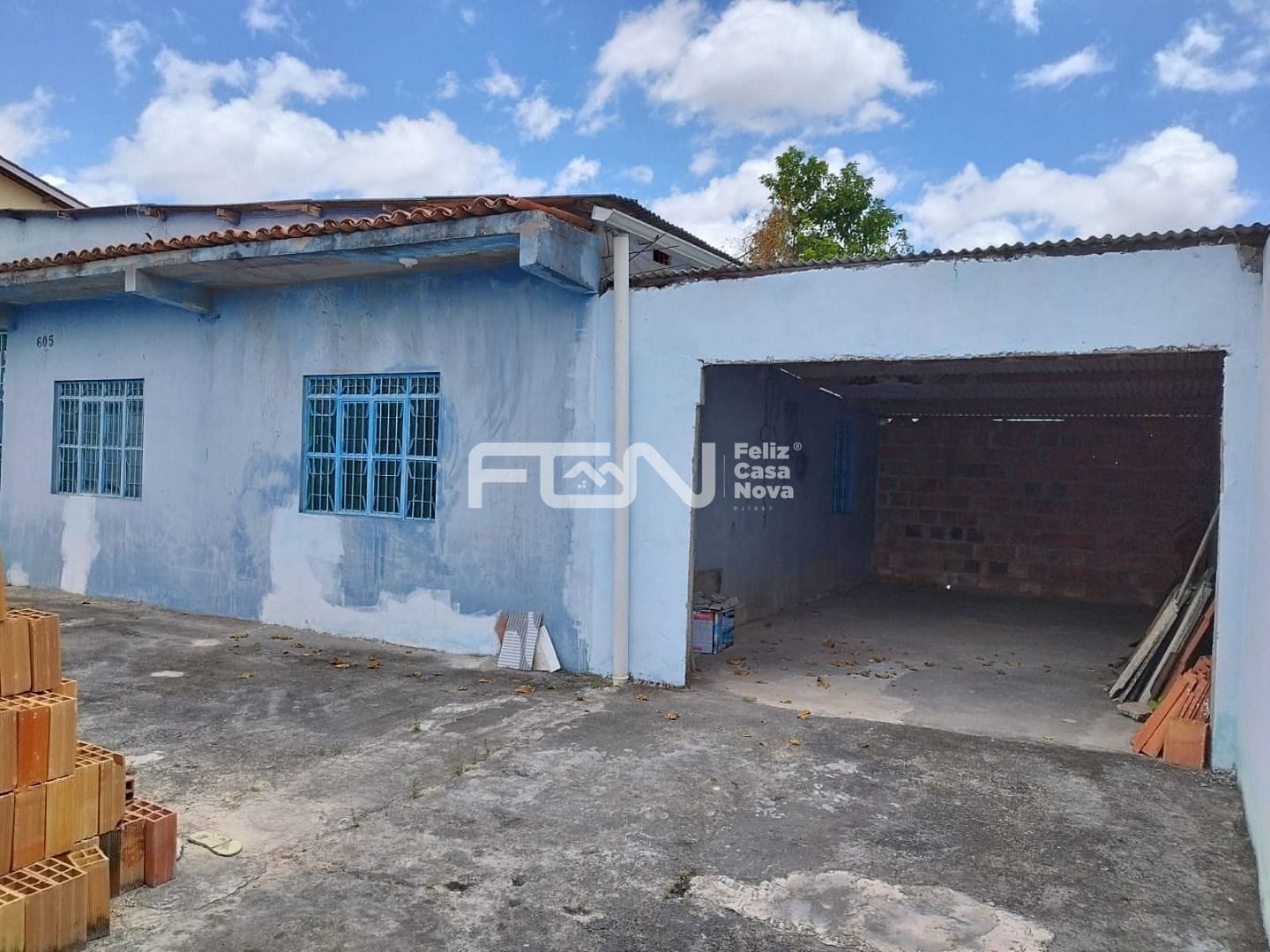Casa à venda com 5 quartos, 10m² - Foto 4