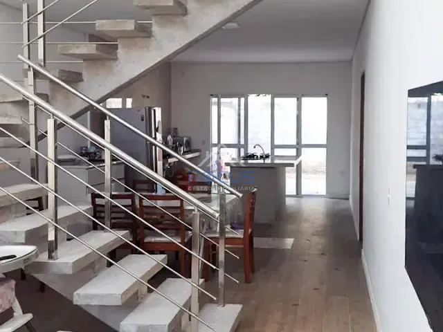 Casa com 225m² 3 quartos e 2 banheiros, à venda, no bairro Gramadão em Jundiaí
