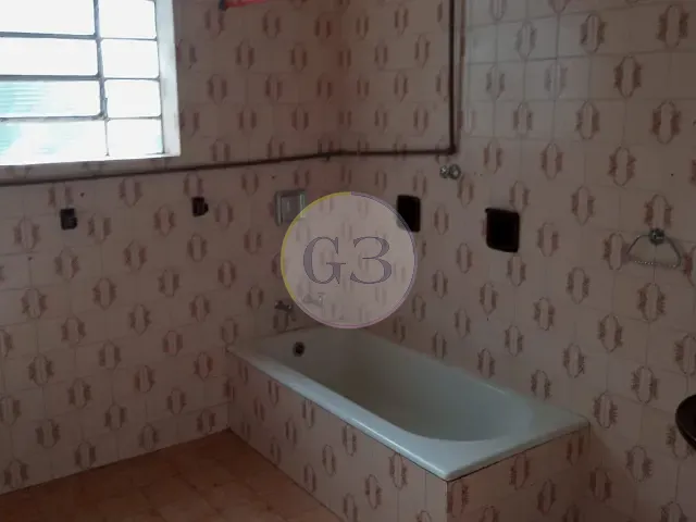 Casa com 414m² 5 quartos e 2 banheiros, à venda ou para alugar, no bairro Centro em Pelotas