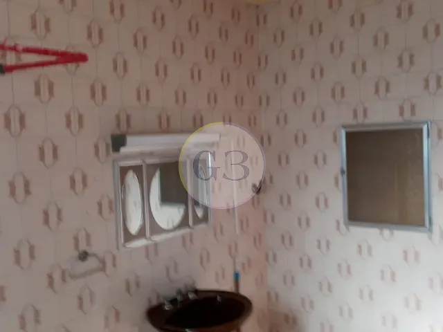 Casa com 414m² 5 quartos e 2 banheiros, à venda ou para alugar, no bairro Centro em Pelotas