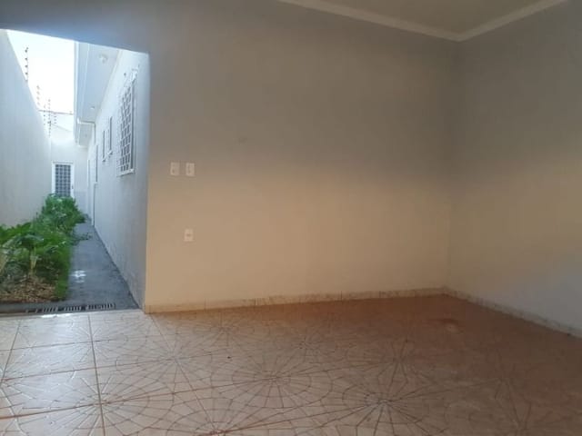 Casa com 128m² 2 quartos e 3 banheiros, à venda, no bairro João Crevelaro em Birigui