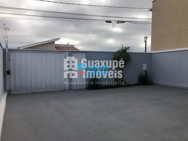 Casa com 210m², à venda, no bairro JARDIM OURO VERDE em GUAXUPÉ