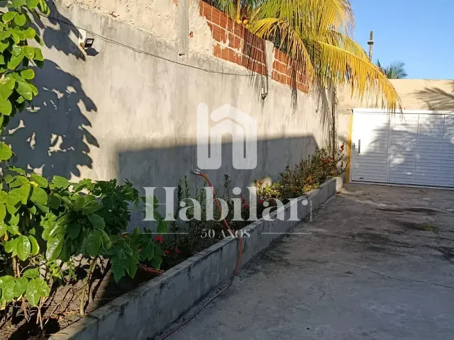 Casa com 300m² 2 quartos e 1 banheiro, à venda, no bairro Praia do Porto em Barra dos Coqueiros
