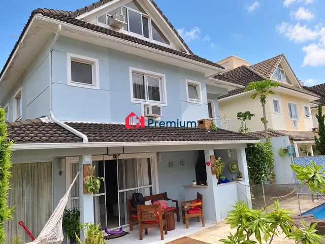 Casa 4 quartos e 4 banheiros, à venda, no bairro Recreio dos Bandeirantes em Rio de Janeiro