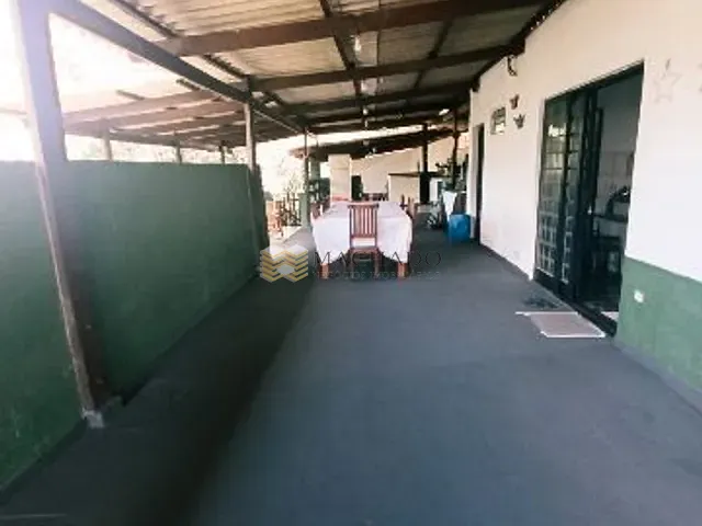Casa com 1756m² 4 quartos e 1 banheiro, para alugar, no bairro Jardim Itapoã em Santana de Parnaíba