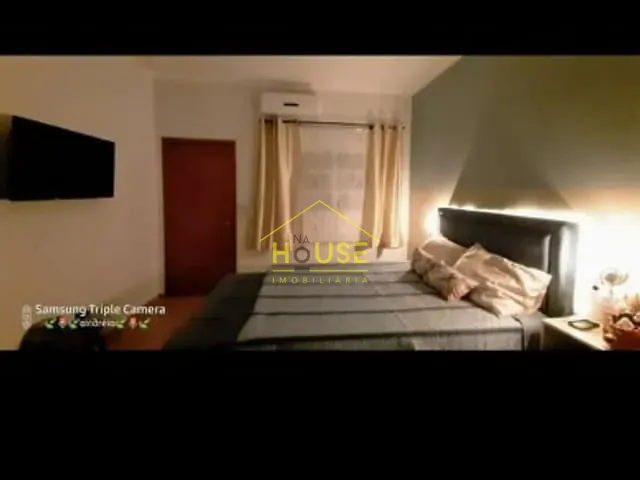 Casa com 250m², à venda, no bairro Vila Anna em Votuporanga
