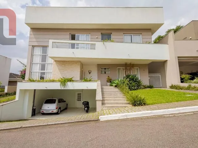 Casa com 394m² 5 quartos e 5 banheiros, à venda, no bairro São Braz em Curitiba
