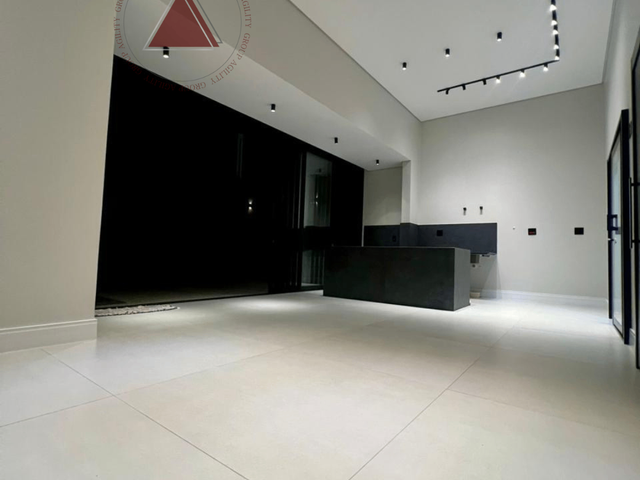 Casa com 161m² 3 quartos e 2 banheiros, à venda, no bairro Esplanada Primo Meneghetti II em Franca