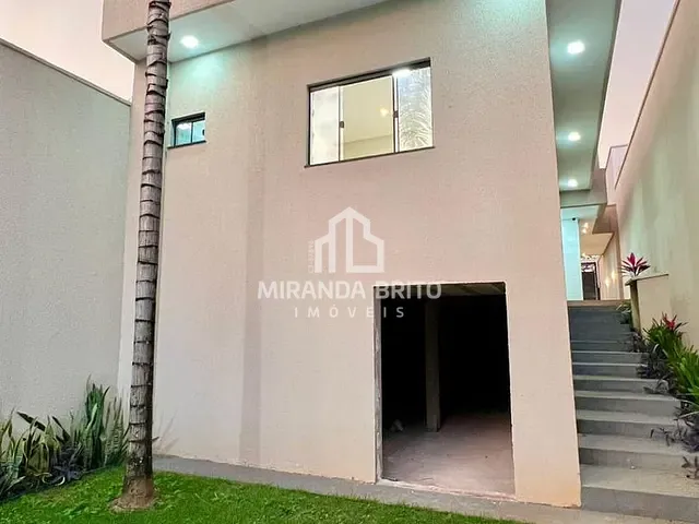 Casa 3 quartos e 2 banheiros, à venda, no bairro Cardoso em Aparecida de Goiânia