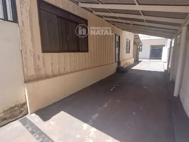 Casa 3 quartos e 1 banheiro, para alugar, no bairro Centro em Londrina