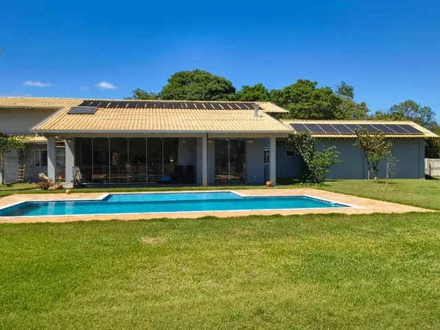 Casa com 313m² 4 quartos e 5 banheiros, à venda, no bairro Recanto dos Pinheiros em Cambé