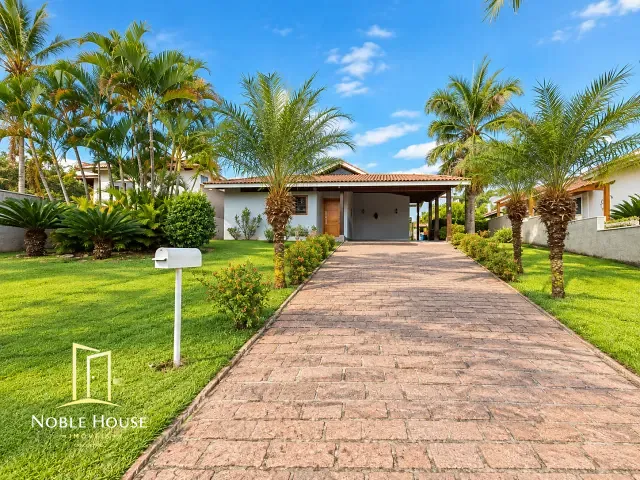 Casa com 1033m² 4 quartos e 4 banheiros, para alugar, no bairro Marambaia em Vinhedo