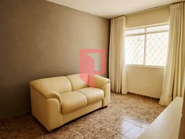 Casa com 162m² 3 quartos e 3 banheiros, à venda, no bairro Alípio de Melo em Belo Horizonte